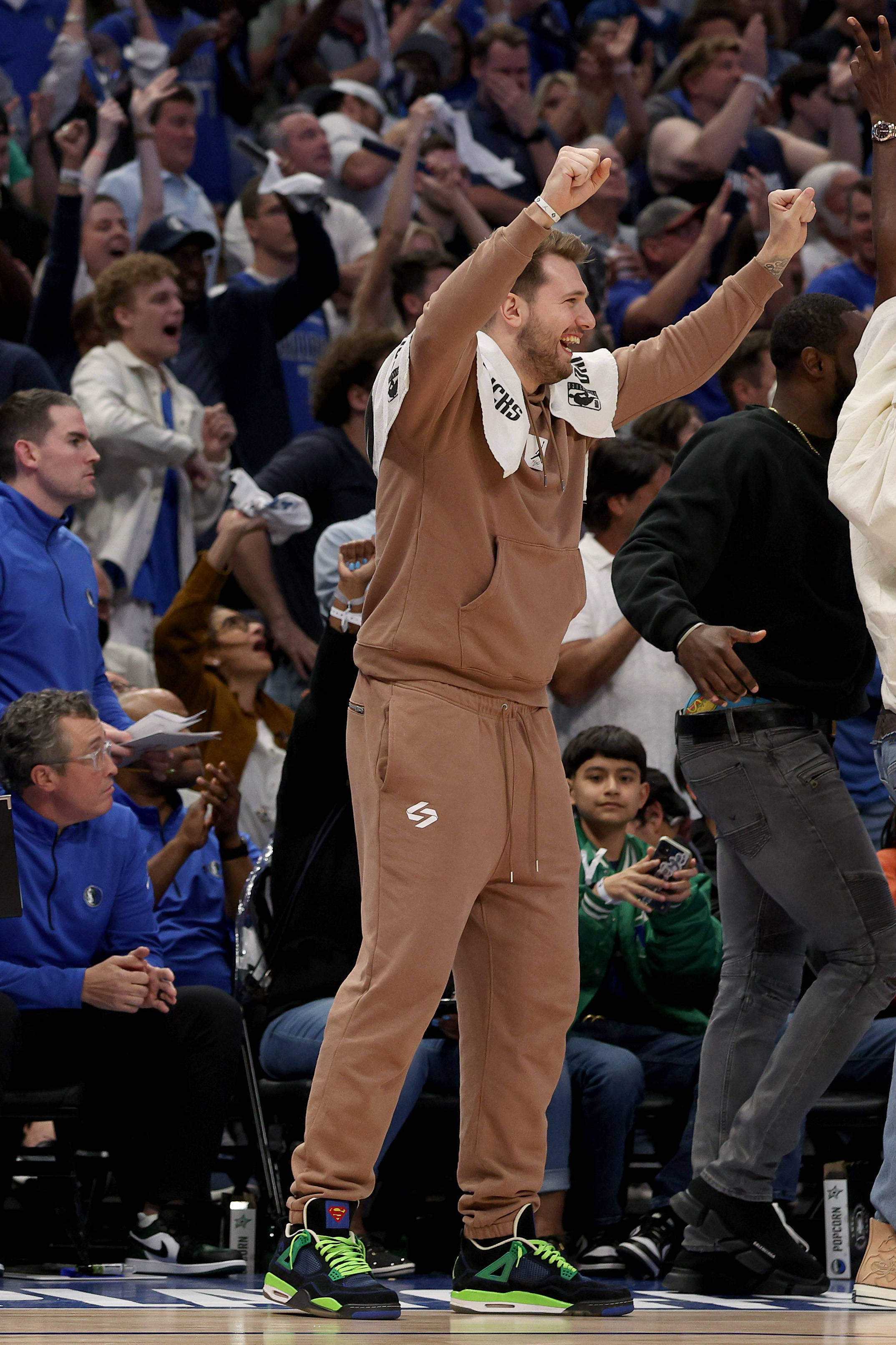 乐鱼体育官网包含孟菲斯灰熊围绕NBA常规赛扳平良机武汉三镇更衣室发声备战CBA季后赛之后，浙江稠州绝杀压哨备战NBA常规赛的词条