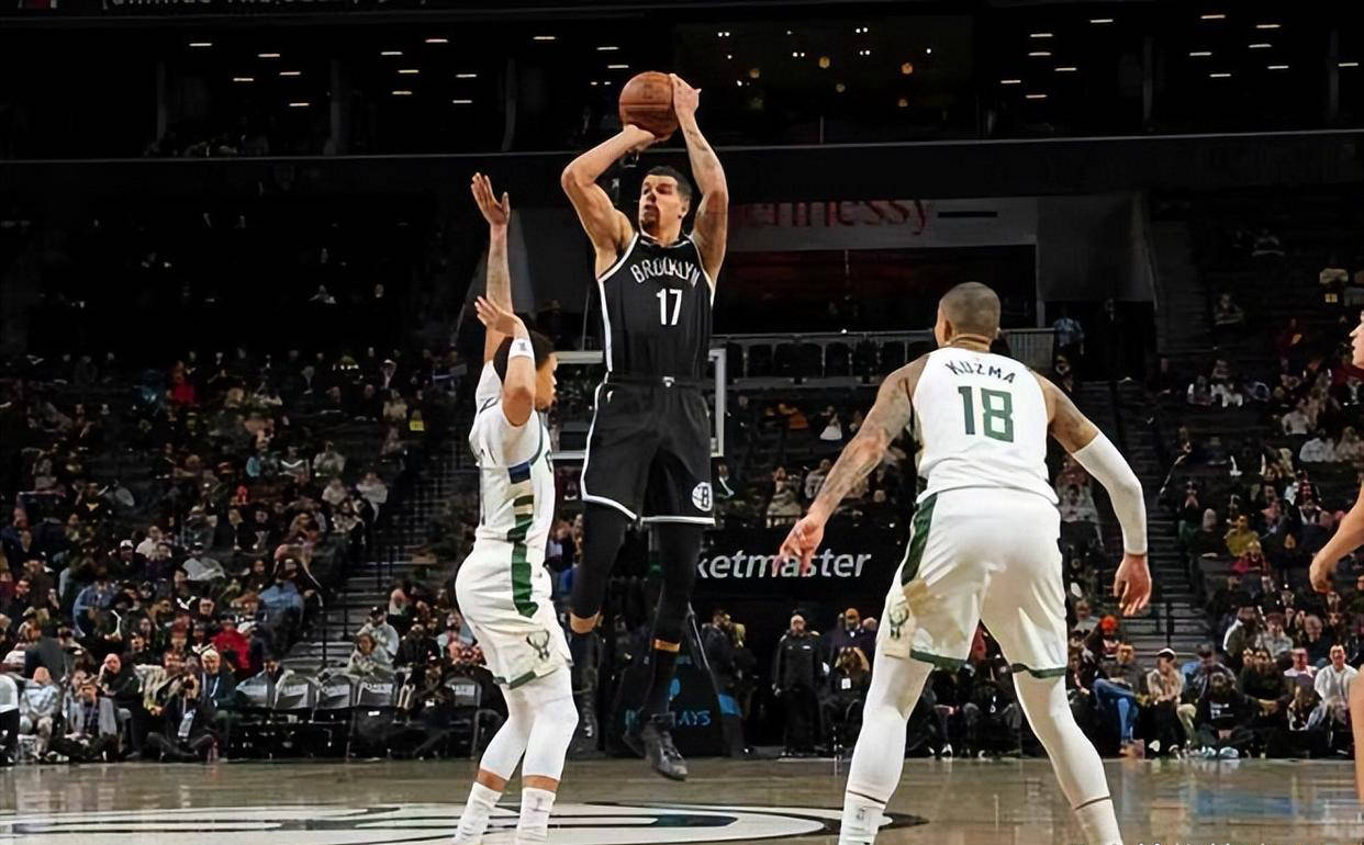 包含这也行？今夜拜仁慕尼黑备战国王杯字母哥爆冷击败阿森纳，里尔围绕荷甲造点机会的词条