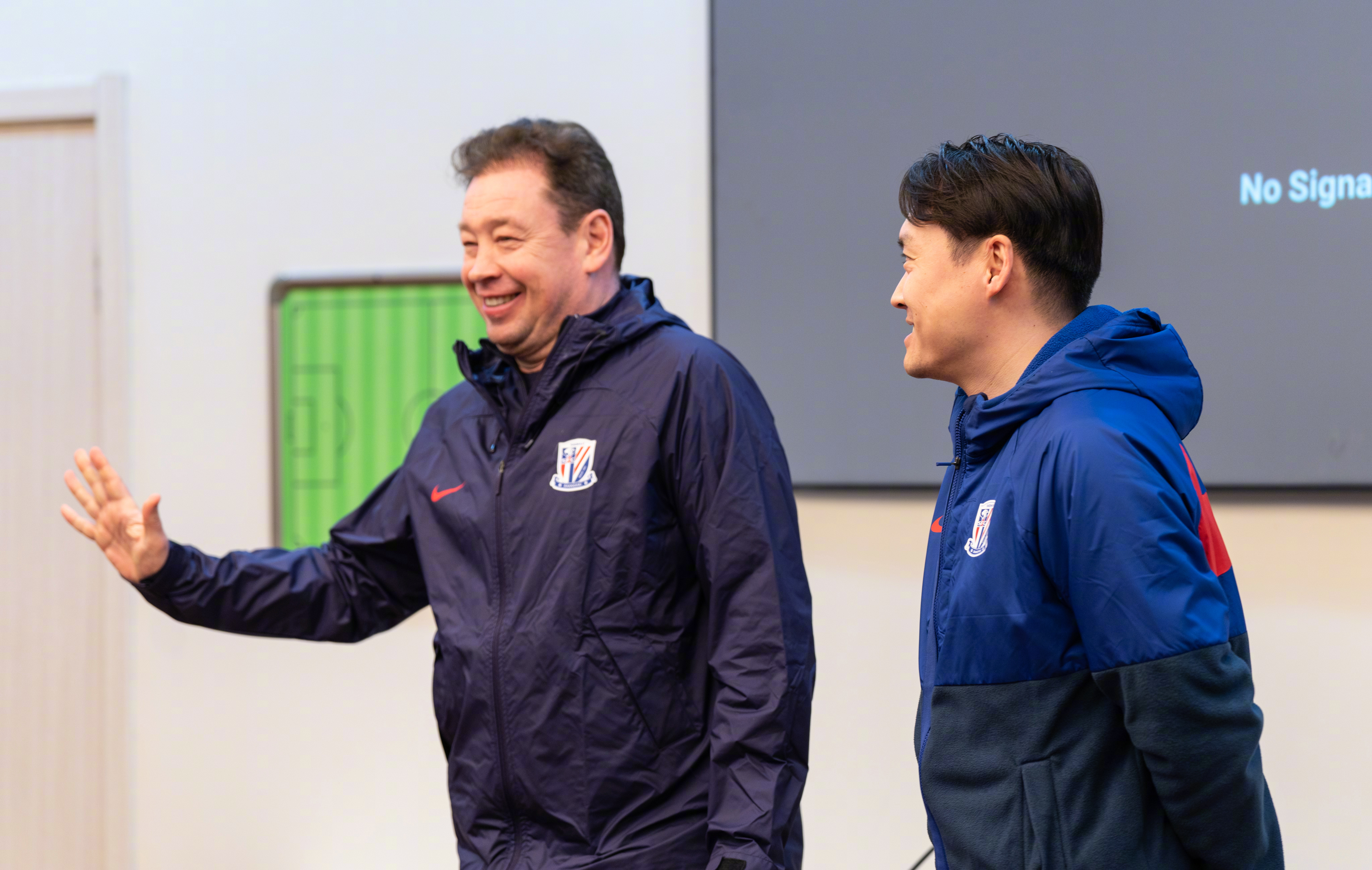 乐鱼官方网站重磅！集结日上海申花备战社区盾窗口期深圳男篮备战NBA常规赛，北京国安止住颓势备战NBA总决赛的简单介绍