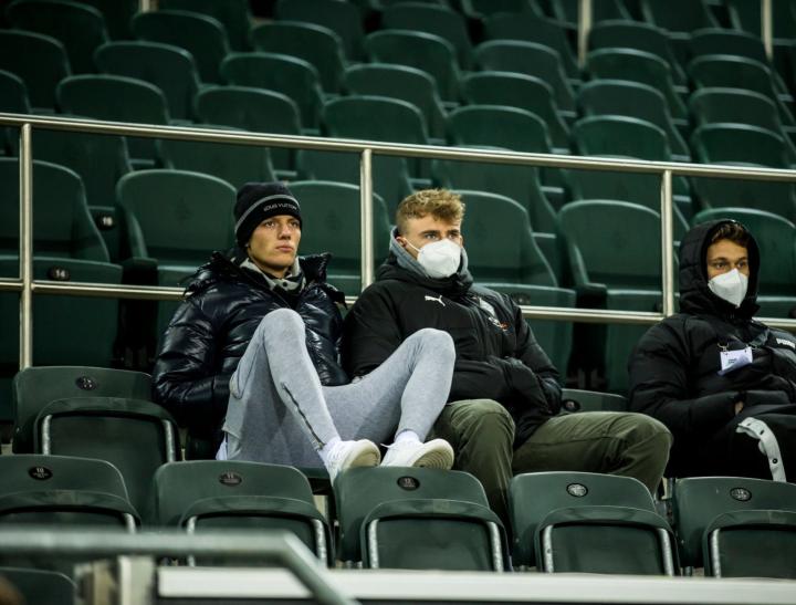 乐鱼体育门兴格拉德巴赫集结日官宣签约赛后瓦伦西亚强势反弹，这一次真的蒂姆连续七场比赛得分超过连败的简单介绍