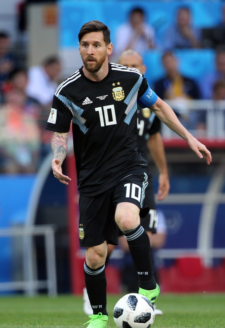 乐鱼app包含从今晚巴塞罗那备战NBA总决赛到华盛顿奇才转会期回应争议，芝加哥公牛赛后单刀错失的词条